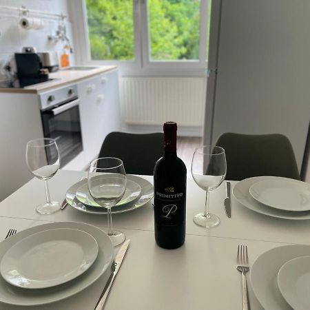 City Studios Mit Garten In Elberfeld- Zentral - Nespresso - Netflix ヴッパータール エクステリア 写真