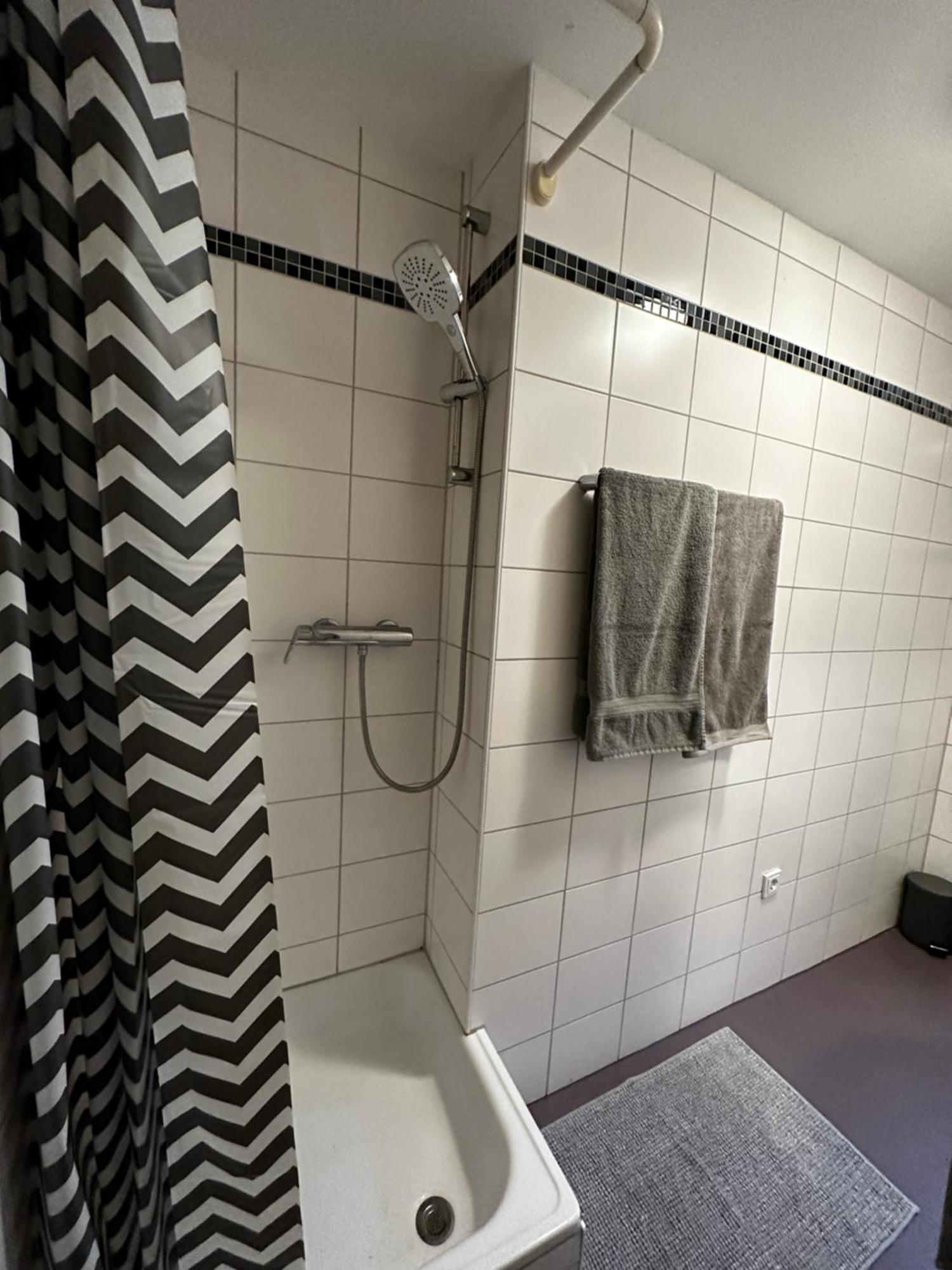 City Studios Mit Garten In Elberfeld- Zentral - Nespresso - Netflix ヴッパータール 部屋 写真