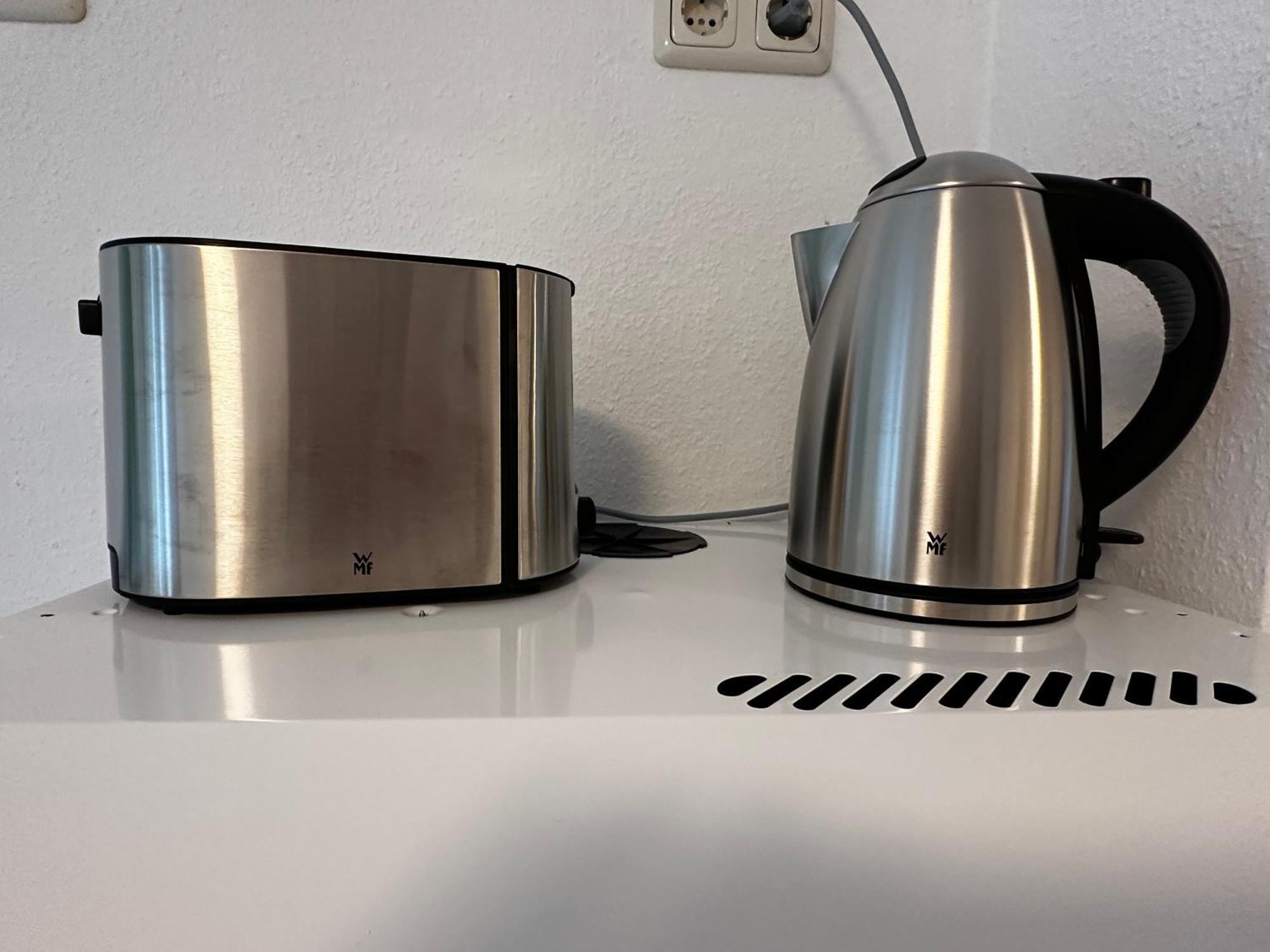 City Studios Mit Garten In Elberfeld- Zentral - Nespresso - Netflix ヴッパータール 部屋 写真
